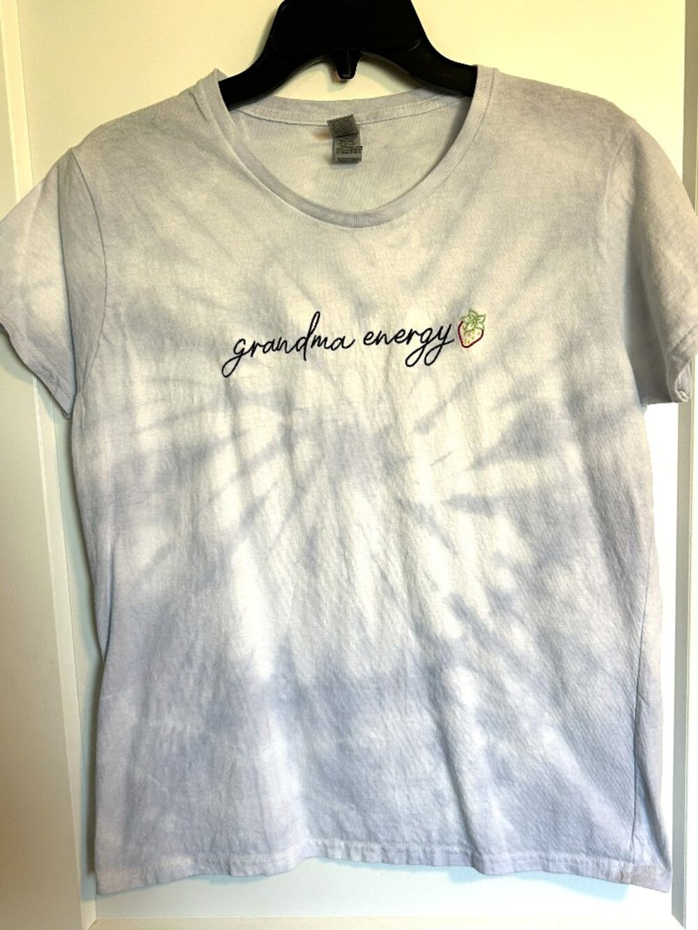Mia Maples Market Grandma Energy t-shirt size L